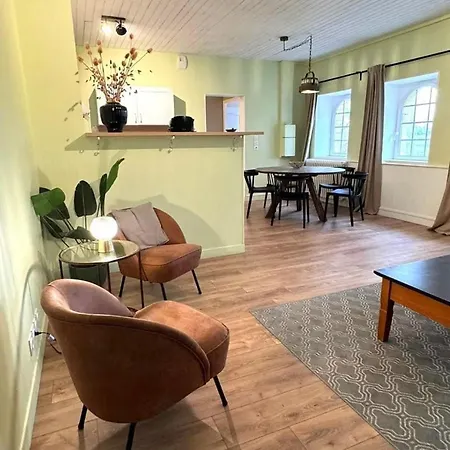 Appartement Eisenhower - Duplex A La Campagne *